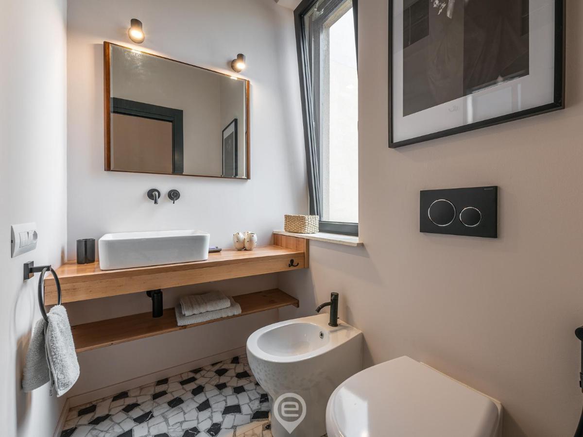 Harbor View Apartment Cagliari Eksteriør bilde